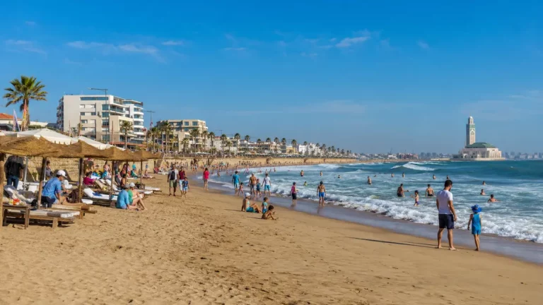 Plages de Casablanca : guide complet clubs, plages publiques et qualité de l&rsquo;eau